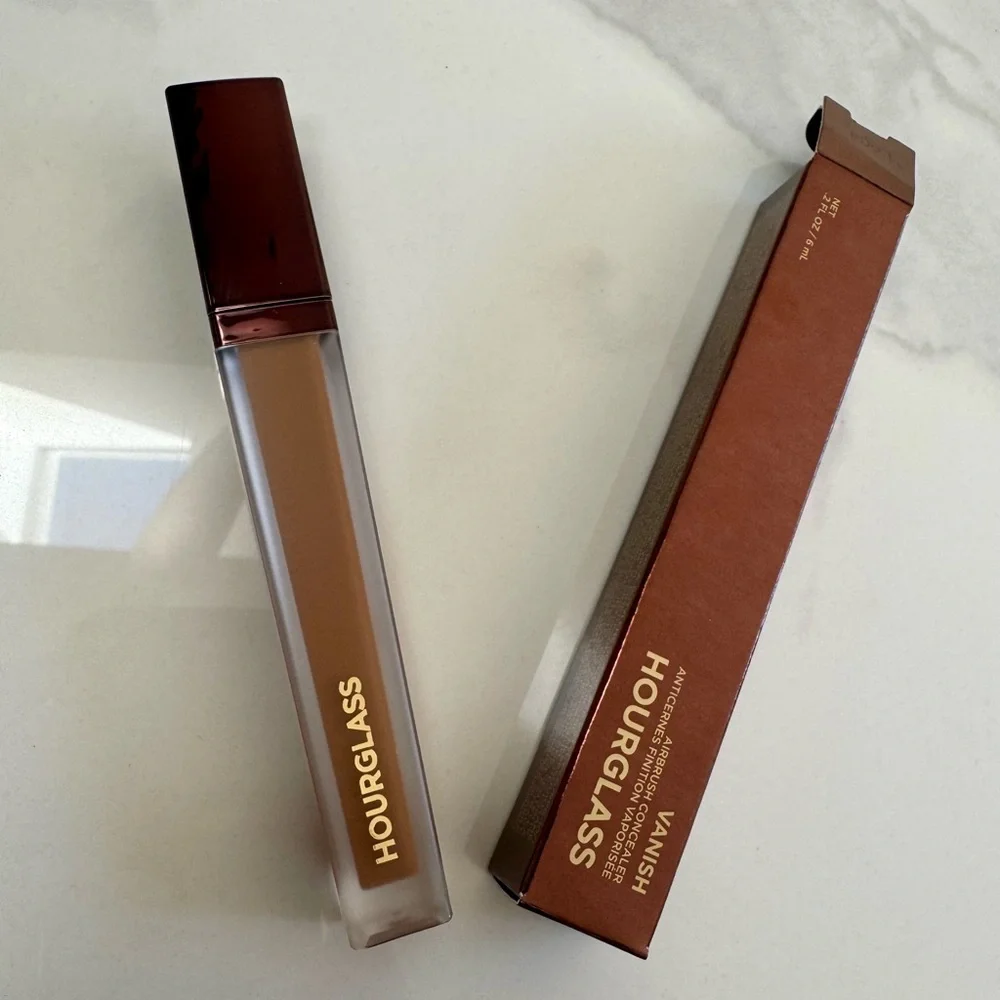 New - Hourglass Vanish Concealer - Color Mocha - Full Size